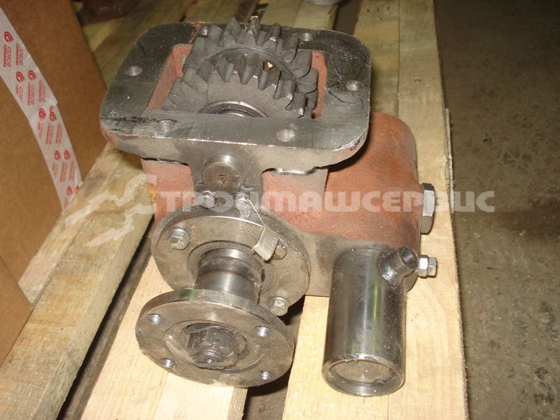 КОМ КО-829.02.02.000-06 (Коробка отбора мощности)