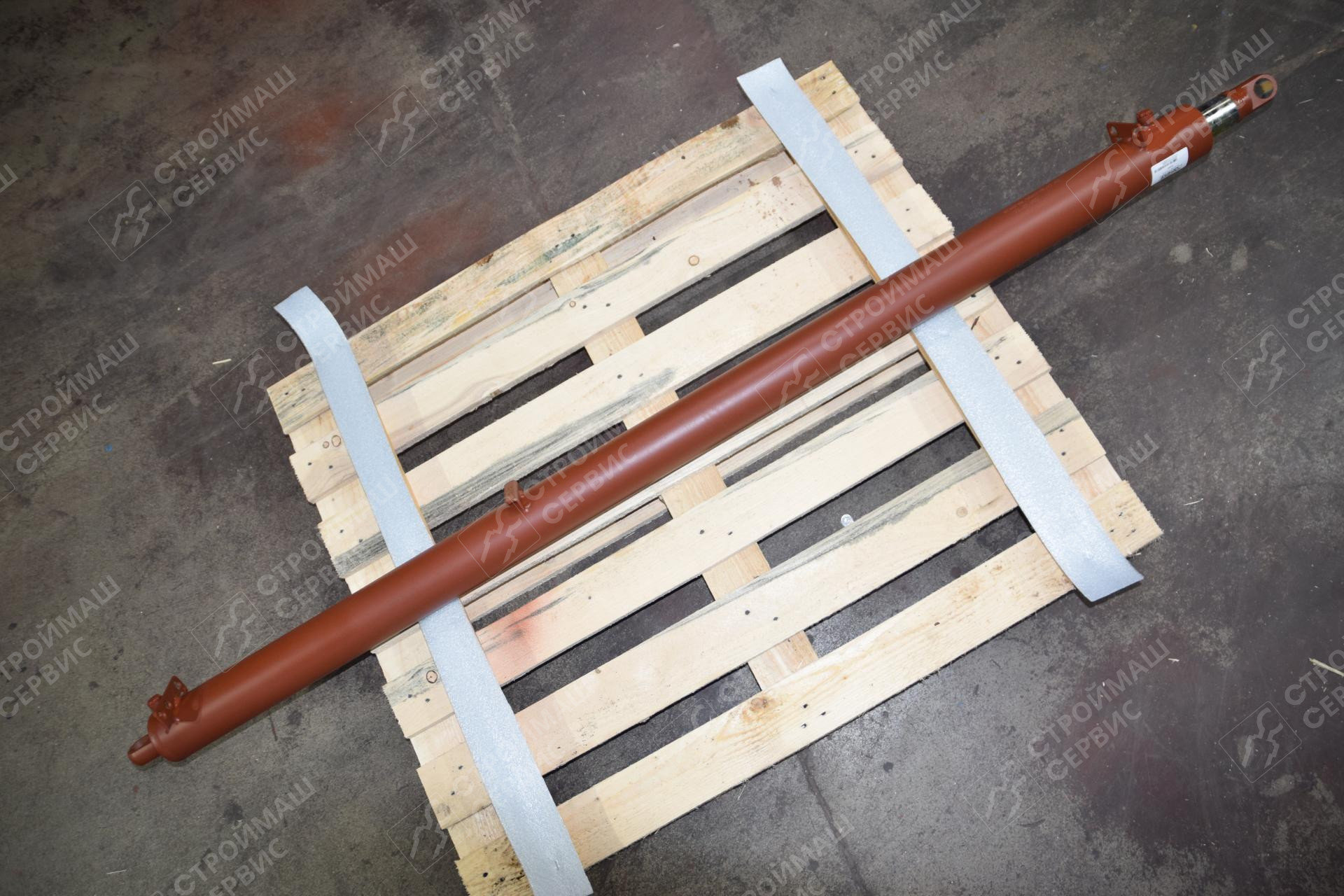 Гидроцилиндр выдвижения опор ЦГ-80.56х1770.22-02 / Ц080.196.00.000