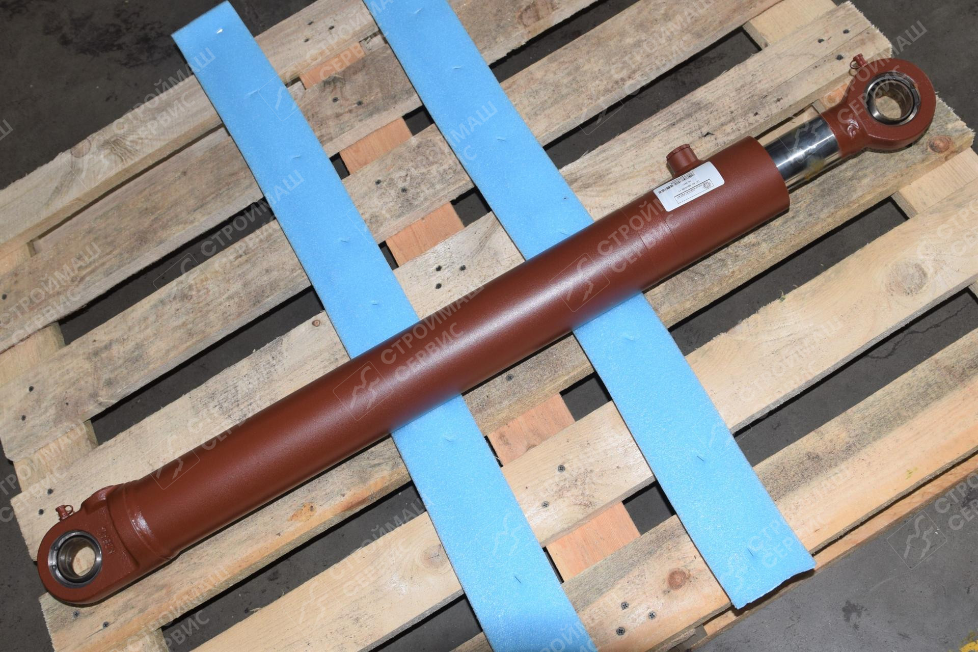 Гидроцилиндр погрузчика ЦГ-80.56х630.11 (13.6410.000)